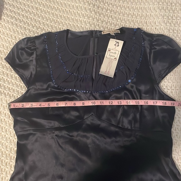 Nannette Lepore Silk Navy Embellished Top - Picture 6 of 6